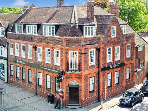 High Street, Harpenden, AL5 2TD